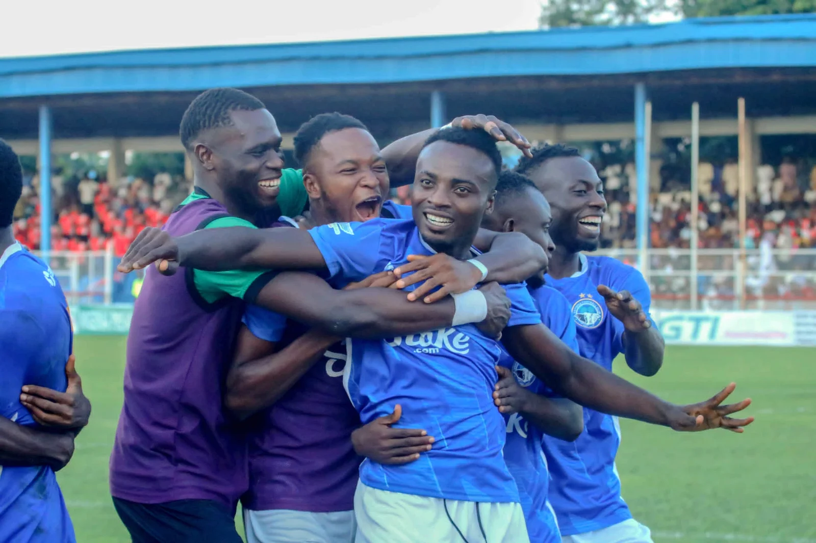 Enyimba FC: The People’s Elephant Climb to the Top in a Nail-Biting NPFL Week