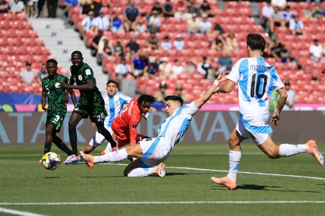 Argentina u-20 player scores against Nigeria